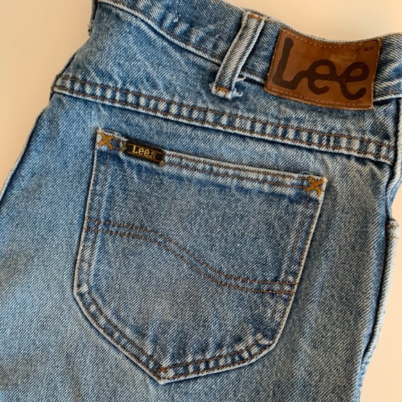 Vintage Lee High Waist Jeans - Picture 2 of 10